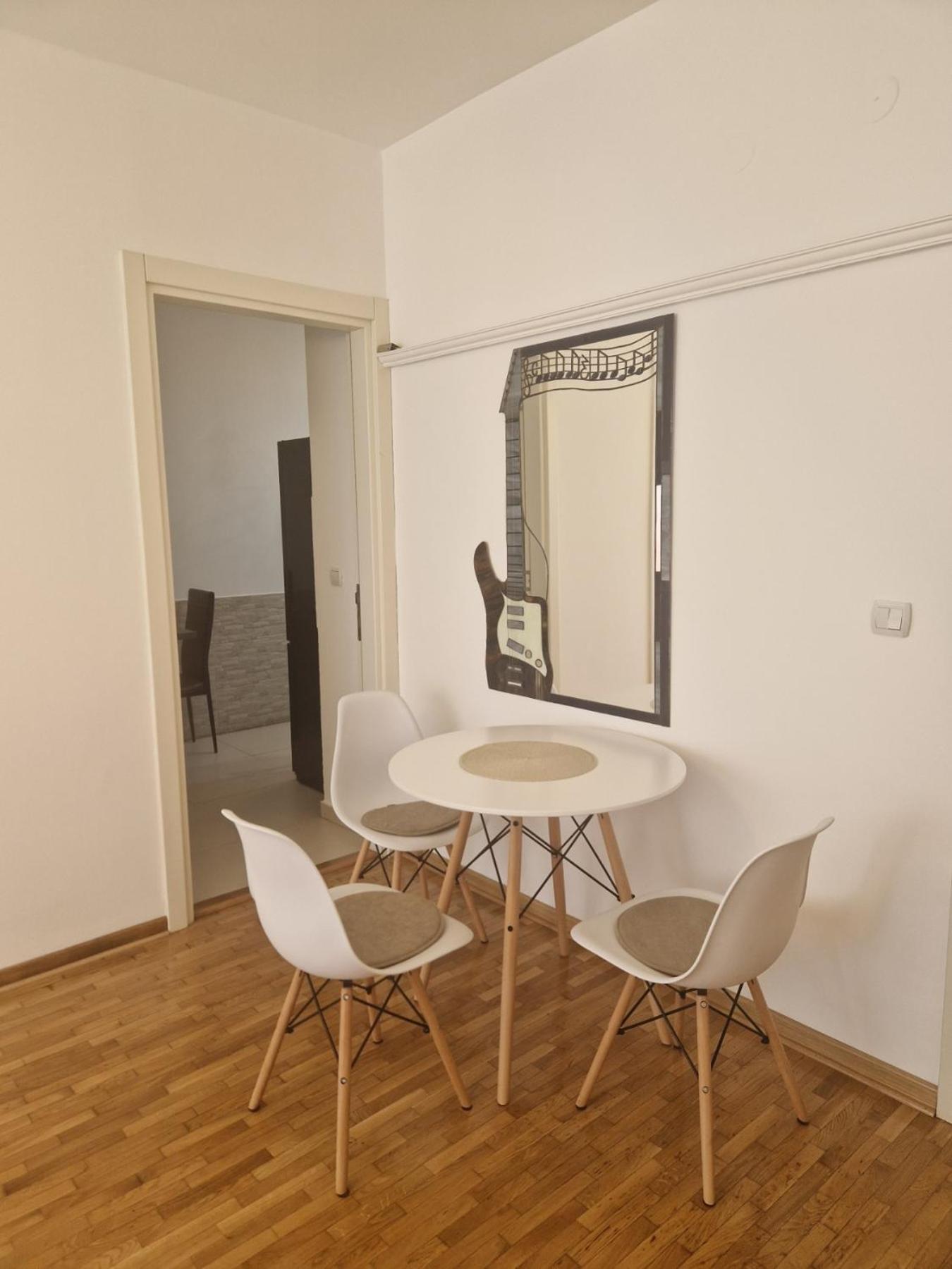 Emily Lux Belgrade, Center Apartment Belgrade